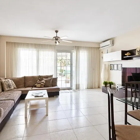 Casa Oasis בית נופש